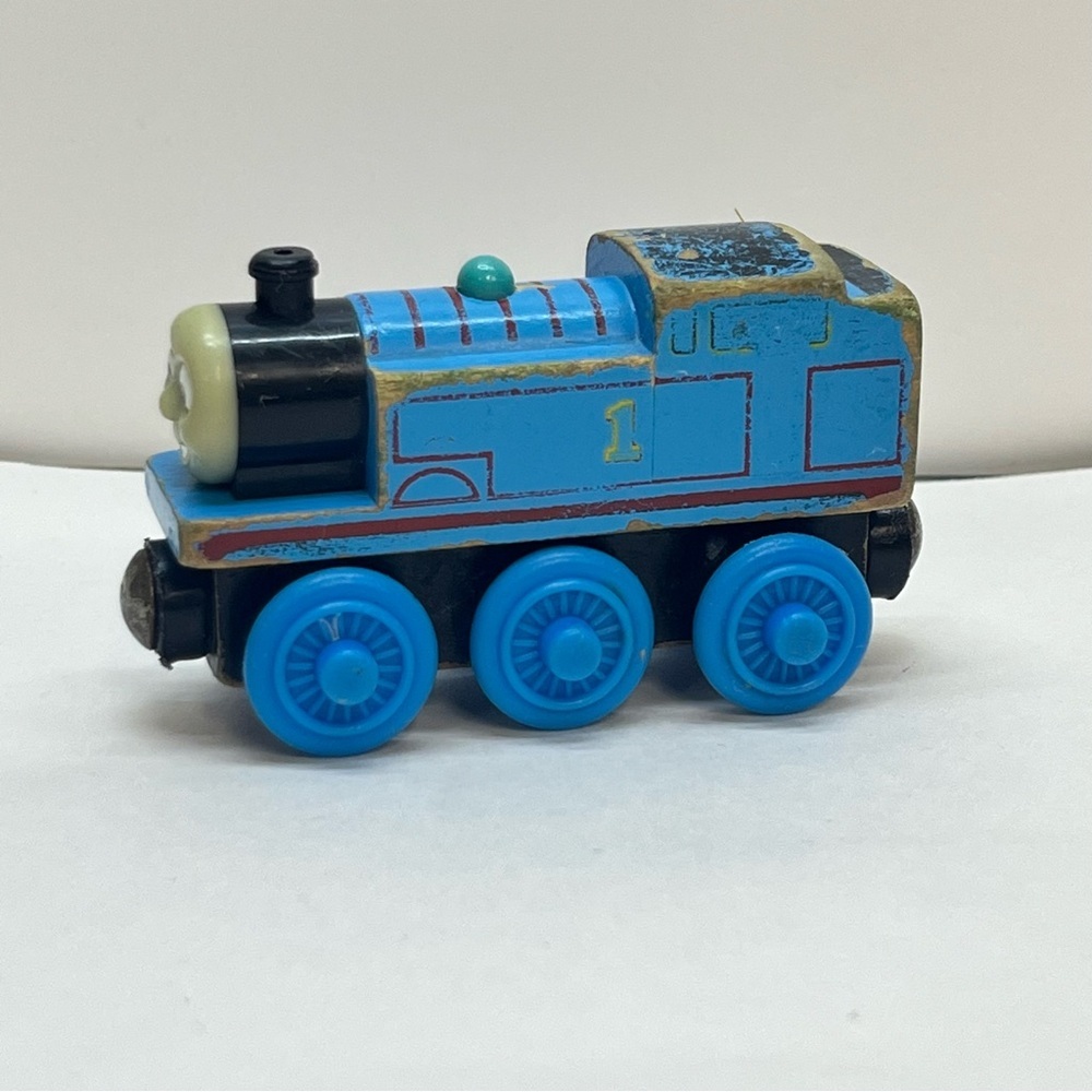wooden‎ thomas the train thomas and friends replacement magnet